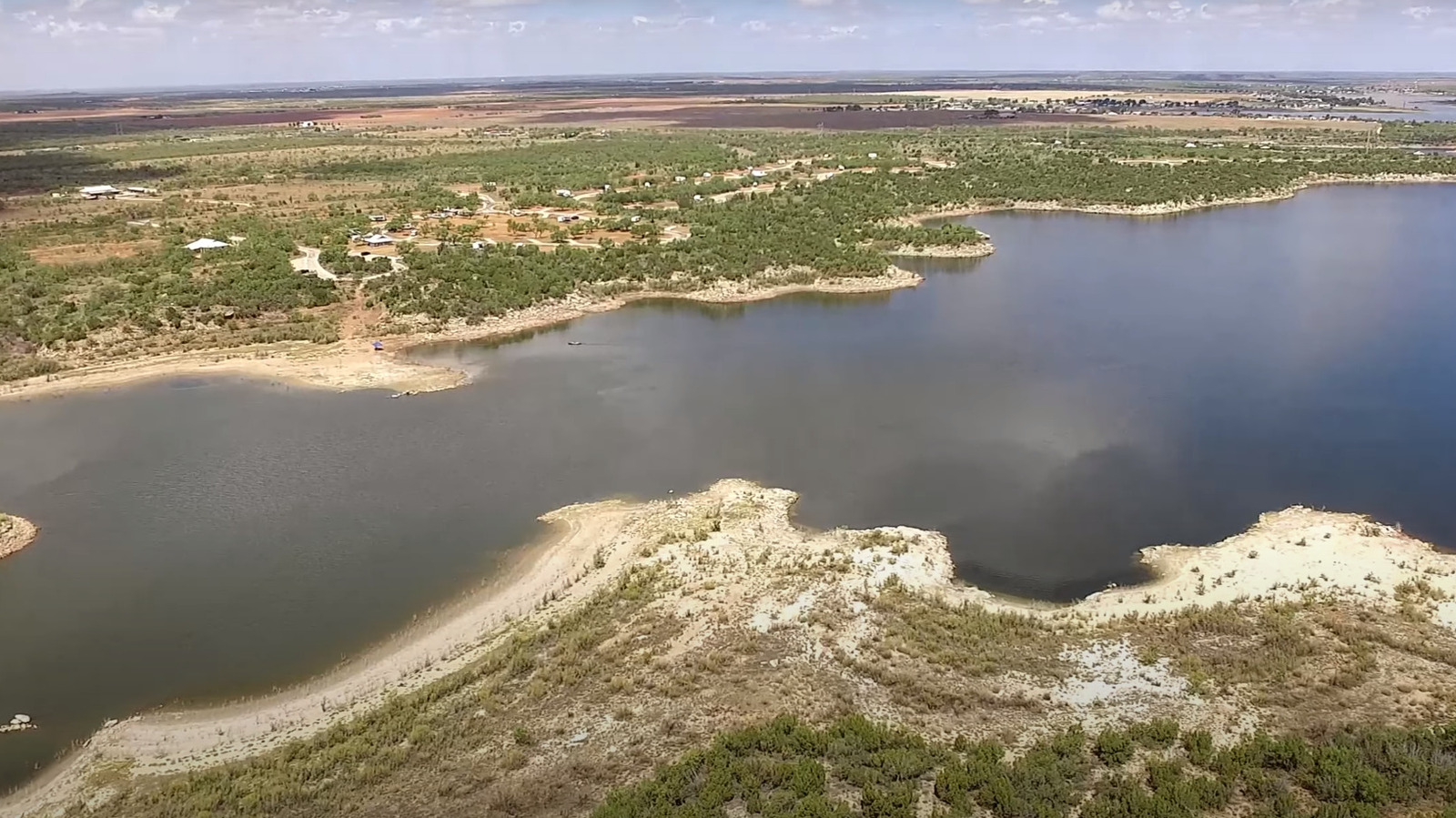 Avoid Crowds At One Of Texas Most Underrated Lakeside State Parks