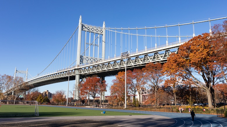 bridge view from Astoria Park