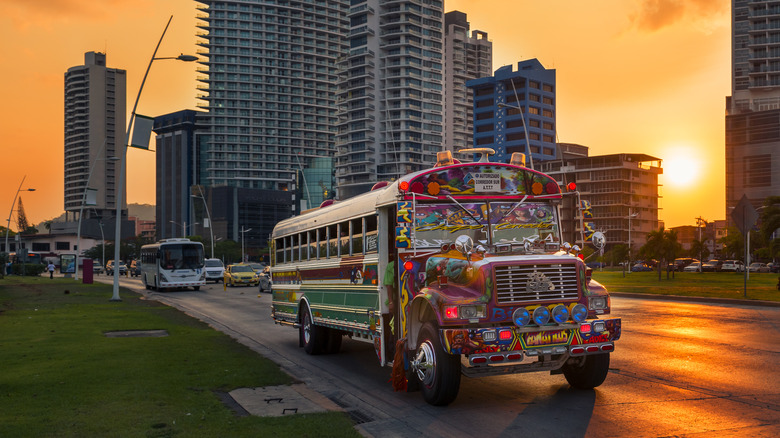 A bus leaving Panama City