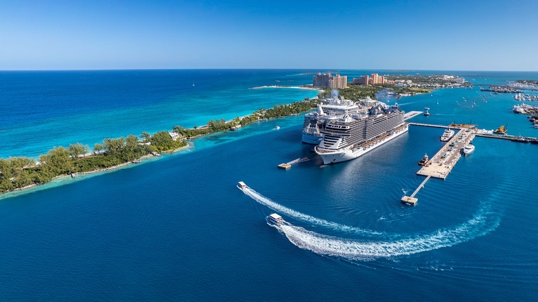 cruise ships docked in Caribbean