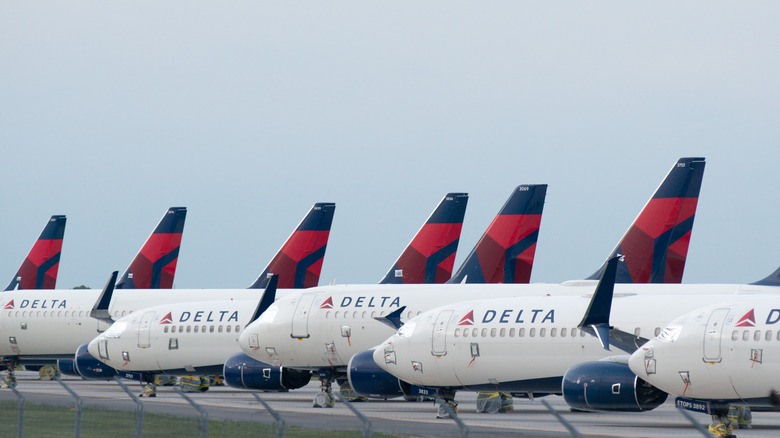Delta airplanes lined up