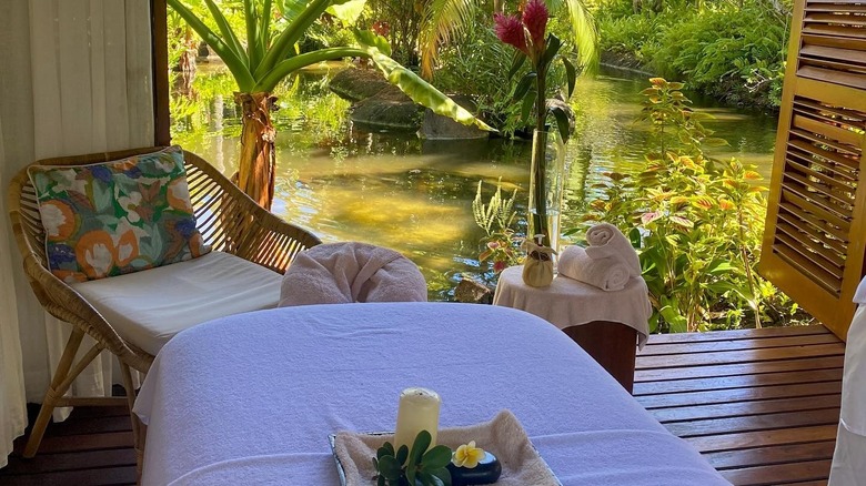 massage table before tropical waters One&Only Le Saint Geran's Wellness Spa