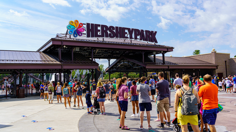 Lines form outside Hersheypark