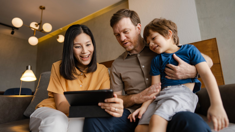 Family using tablet