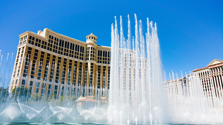view of iconic Bellagio fountain