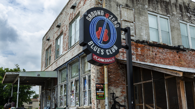 Clarksdale jazz club sign