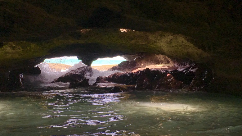 Mermaid Cave, Oahu