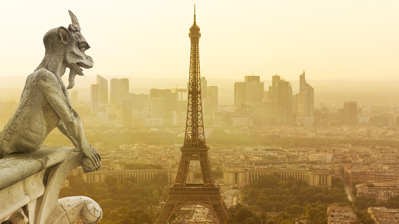 Gargoyle facing Eiffel Tower
