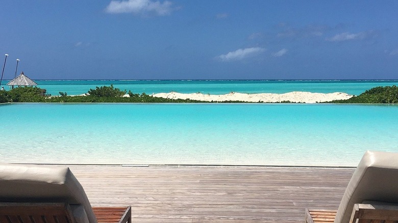 pool and beach Parrot Cay