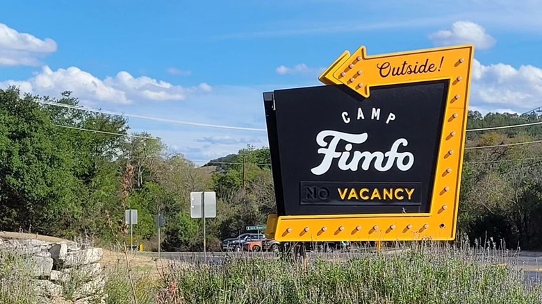 Camp Fimfo vacancy sign