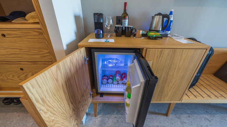 Hotel minibar