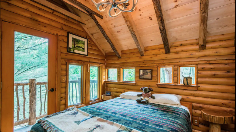 Rustic bedroom at Vermont treehouse