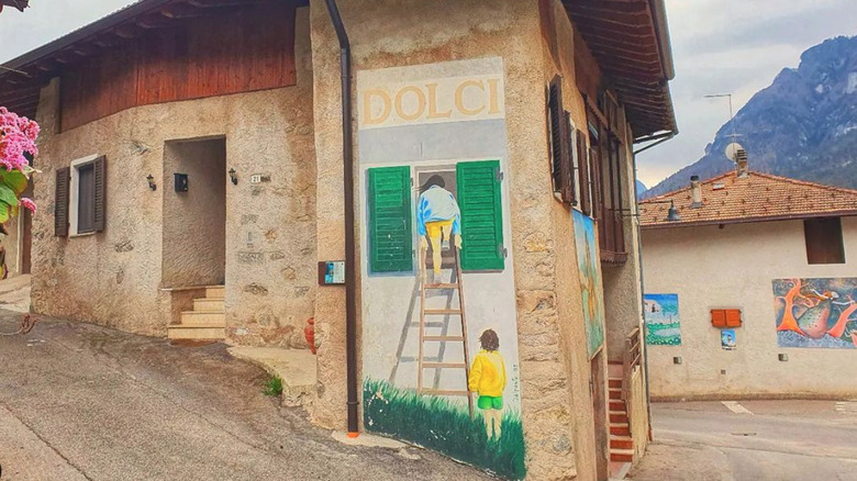 Mural in Balbido, Italy
