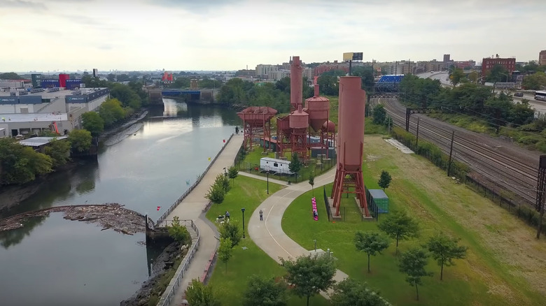 Bronx's Concrete Plant Park