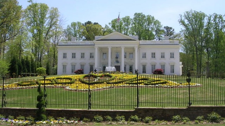 White House Replica