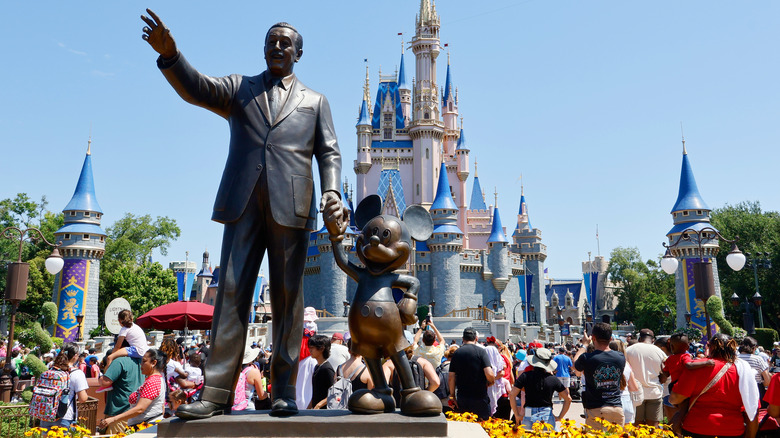 Partners statue at Magic Kingdom in Disney World