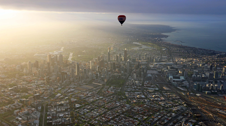 Hot air balloon ride Melbourne