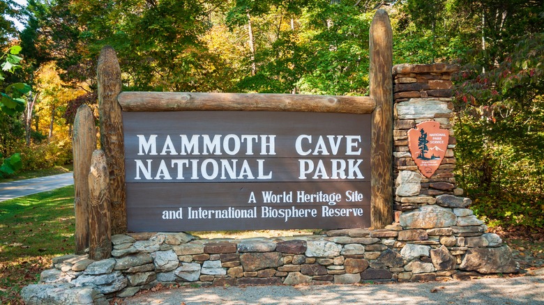sign for Mammoth Cave