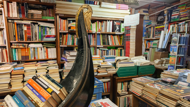 A gondola stores books at Libreria Acqua Alta