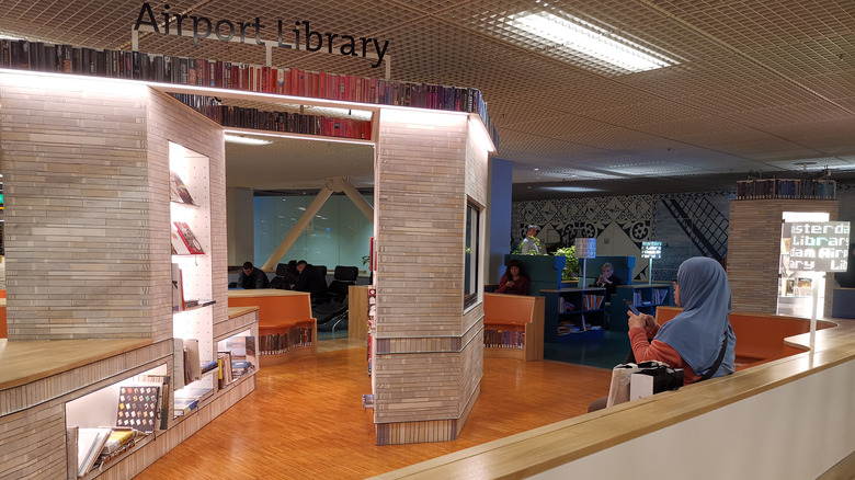 Library at Amsterdam's Schiphol airport