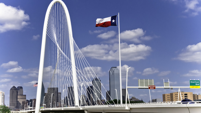 Margaret Hunt Hill Bridge