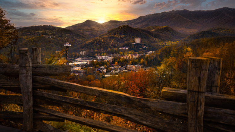 Overlook sunset in Gatlinburg, Tennessee