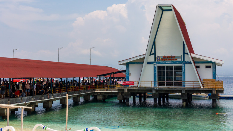 the ferry terminal at Gili Trawangan