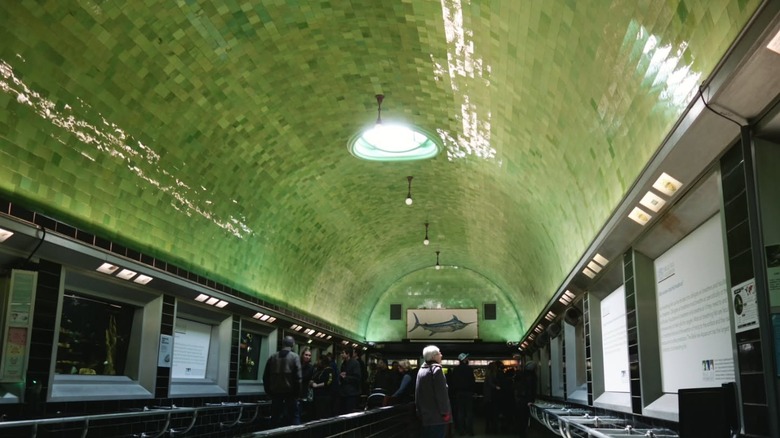 The interior of Belle Isle Aquarium