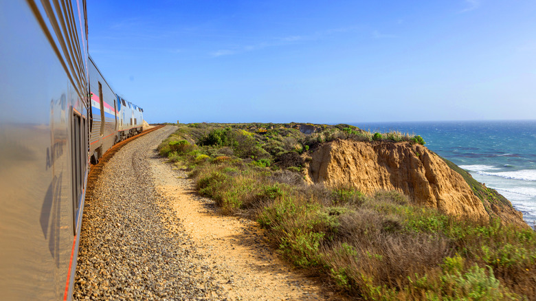 Coast Starlight train rounding curve 