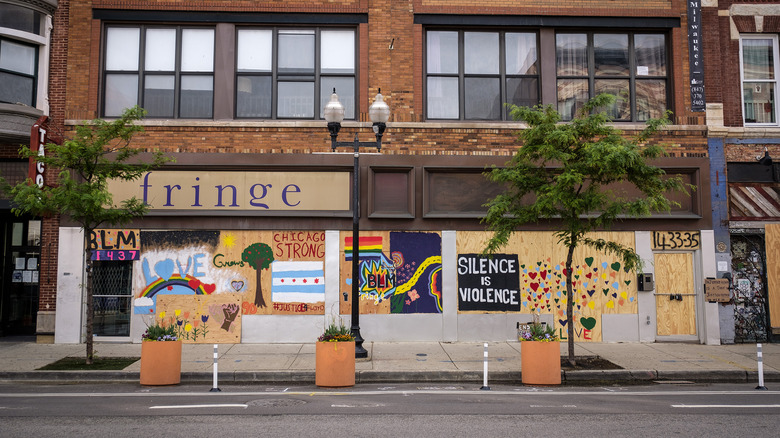 Activist murals covering Wicker Park