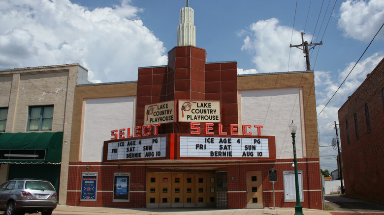 Building with neon signs and marquee in Mineola, Texas