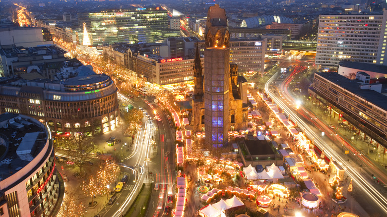 Christmas market at Kurfürstendamm in Charlottenburg