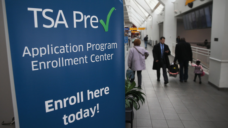 Sign about TSA PreCheck 