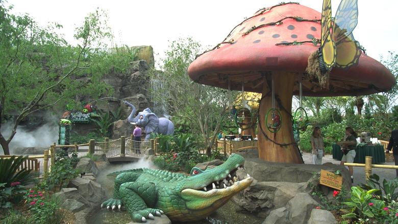 Rainforest Cafe Animal Kingdom entrance
