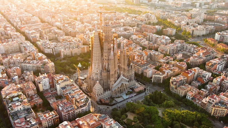 cathedral in middle of city