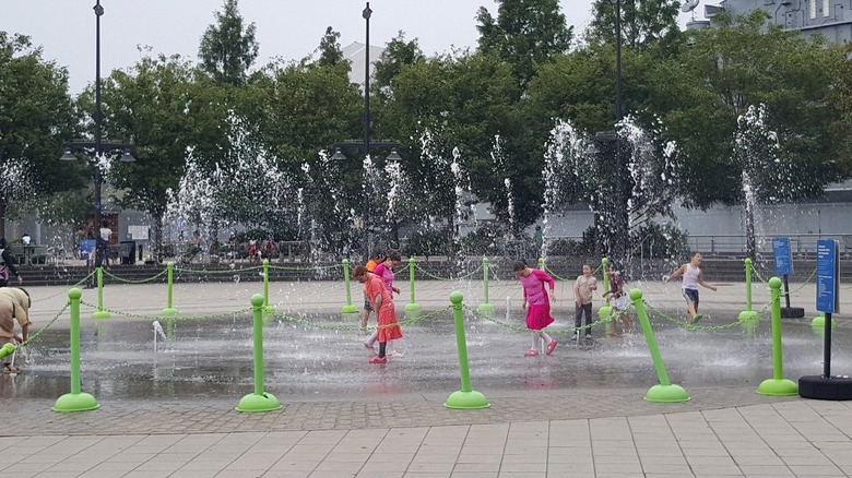 splashpad at Pier 25 Playground