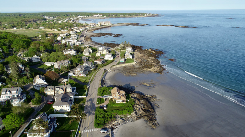 the beach in Kennebunkport