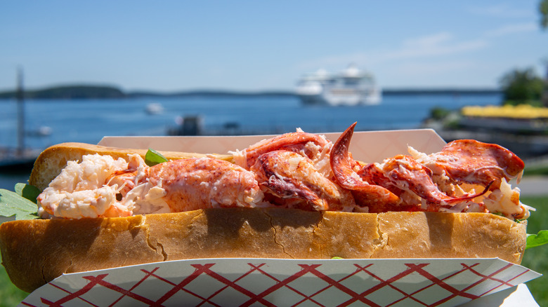 Fresh Maine lobster roll