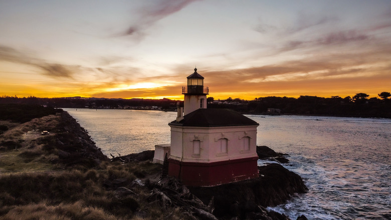 Coquille Point Lighthouse