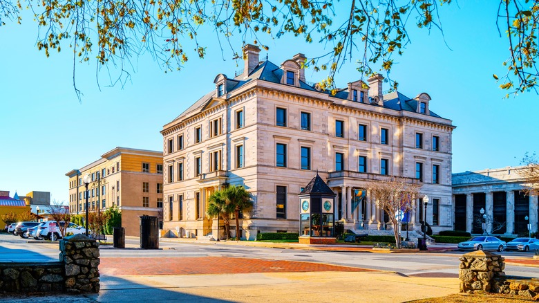 Pensacola city building