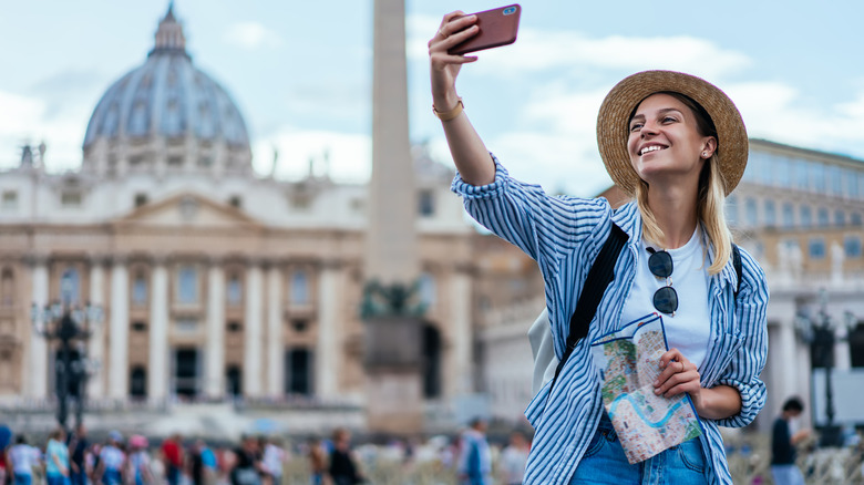 Solo female traveler in Rome, Italy