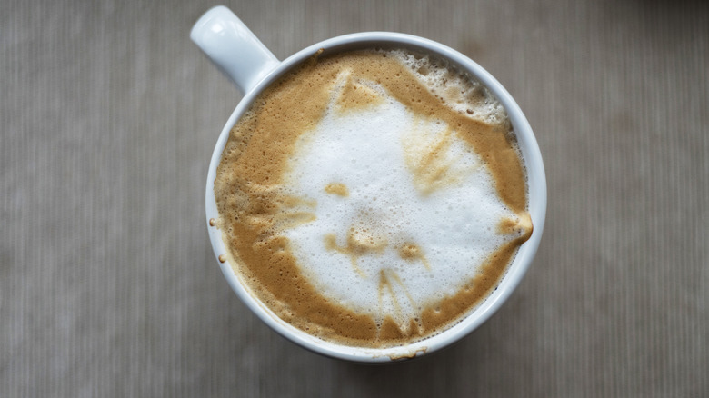 Coffee foam cat design