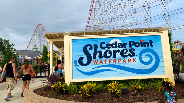 Cedar Point Shores Waterpark sign