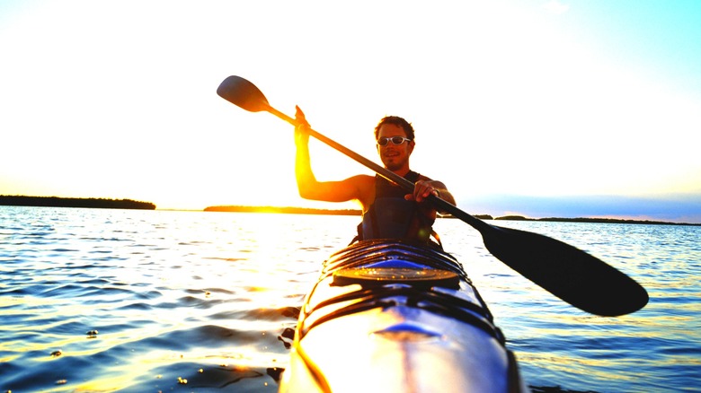 Solo ocean kayaker in Florida