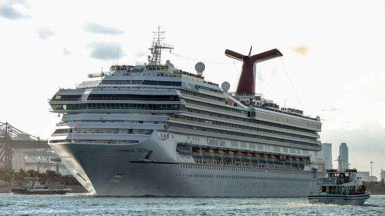 Carnival Glory on sea