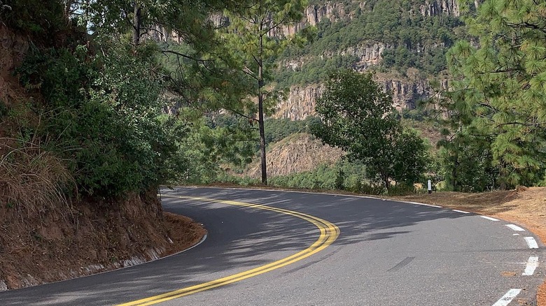 Espinazo del Diablo road, Mexico