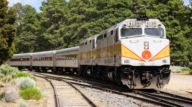 Diesel locomotive train Grand Canyon Railway