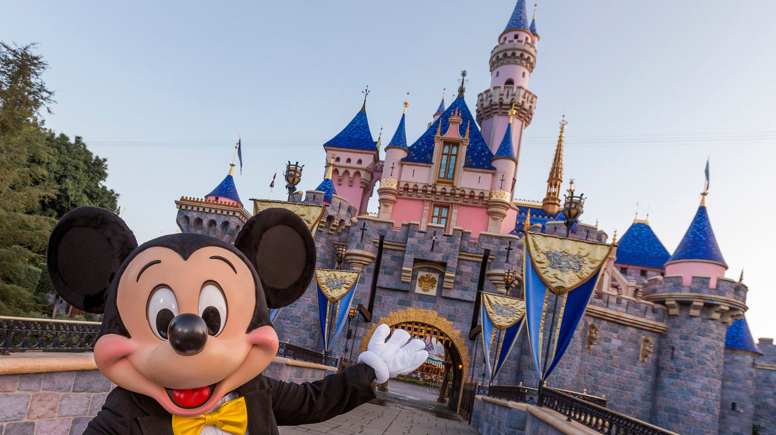 Disneyland May Be Better Than Disney World For A Short Trip. Here's Why