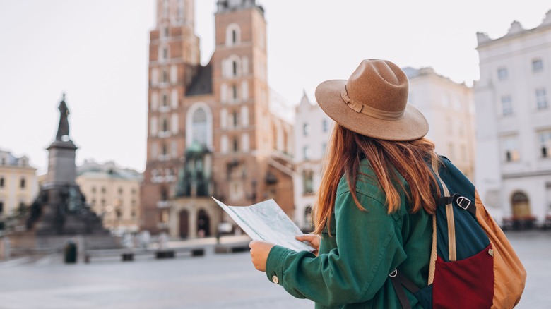 woman traveler with map 