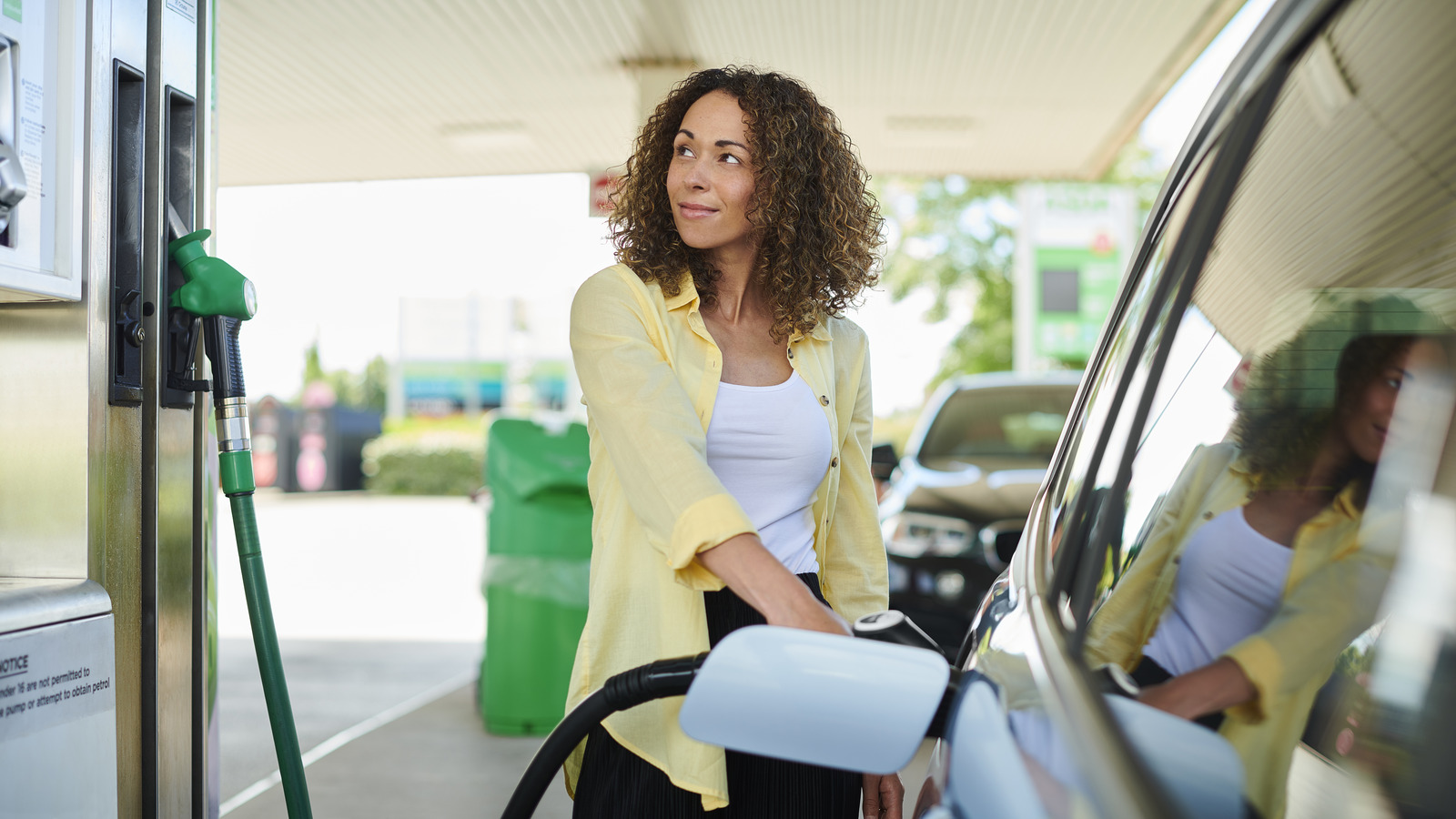 Coche huele a gasolina